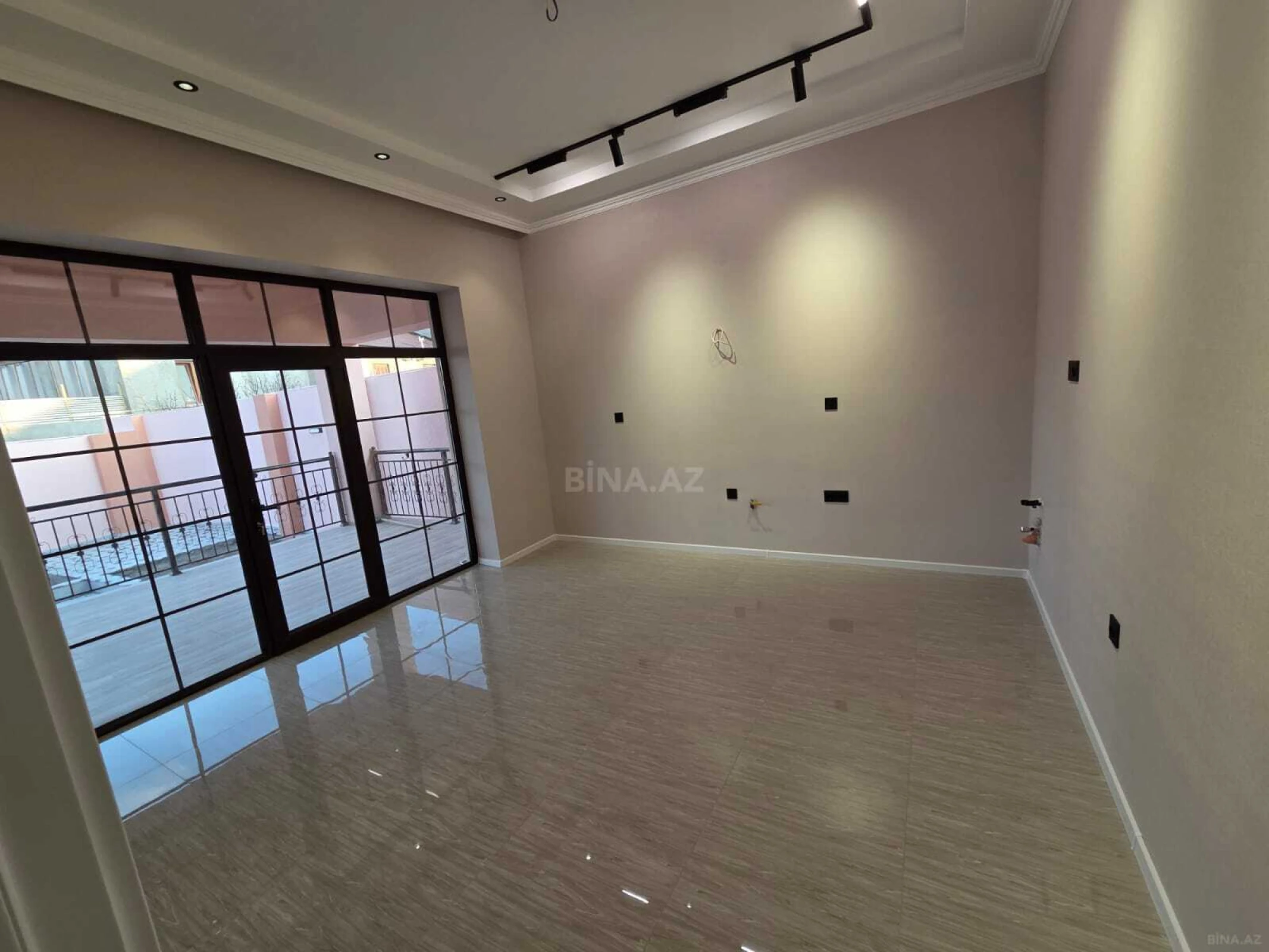 Satılır 4 otaqlı həyət evi 120 m²