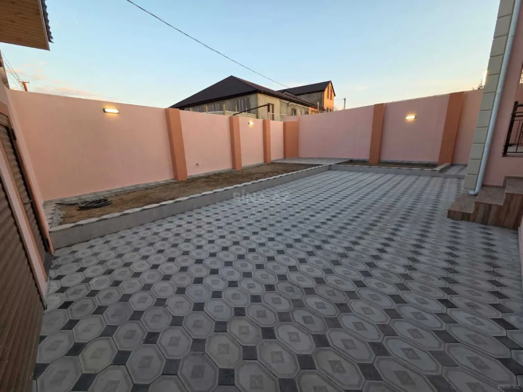 Satılır 4 otaqlı həyət evi 120 m²
