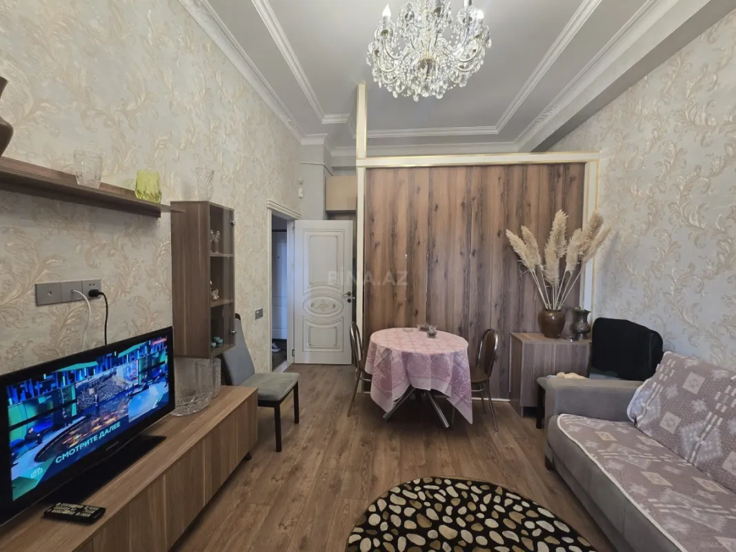 Satılır 2 otaqlı mənzil 42 m²