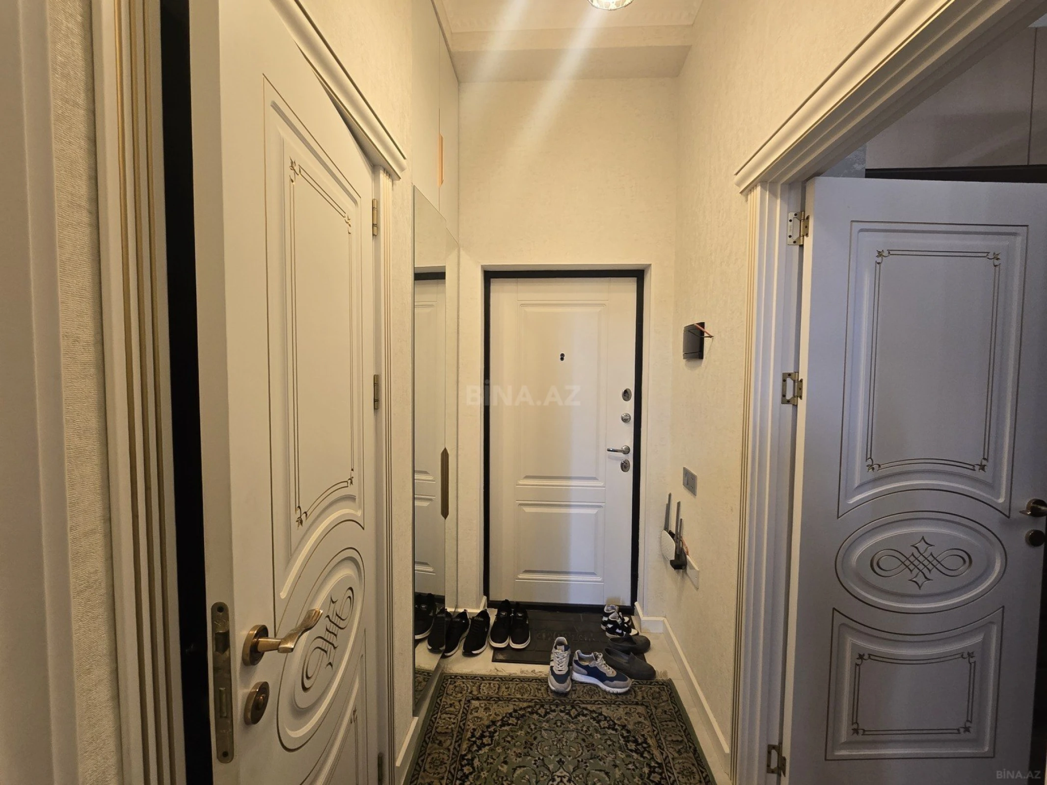 Satılır 2 otaqlı mənzil 42 m²