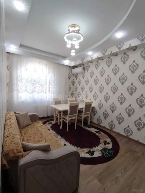 Kirayə verilir 2 otaqlı mənzil 67 m²