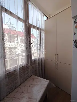 Kirayə verilir 2 otaqlı mənzil 67 m²