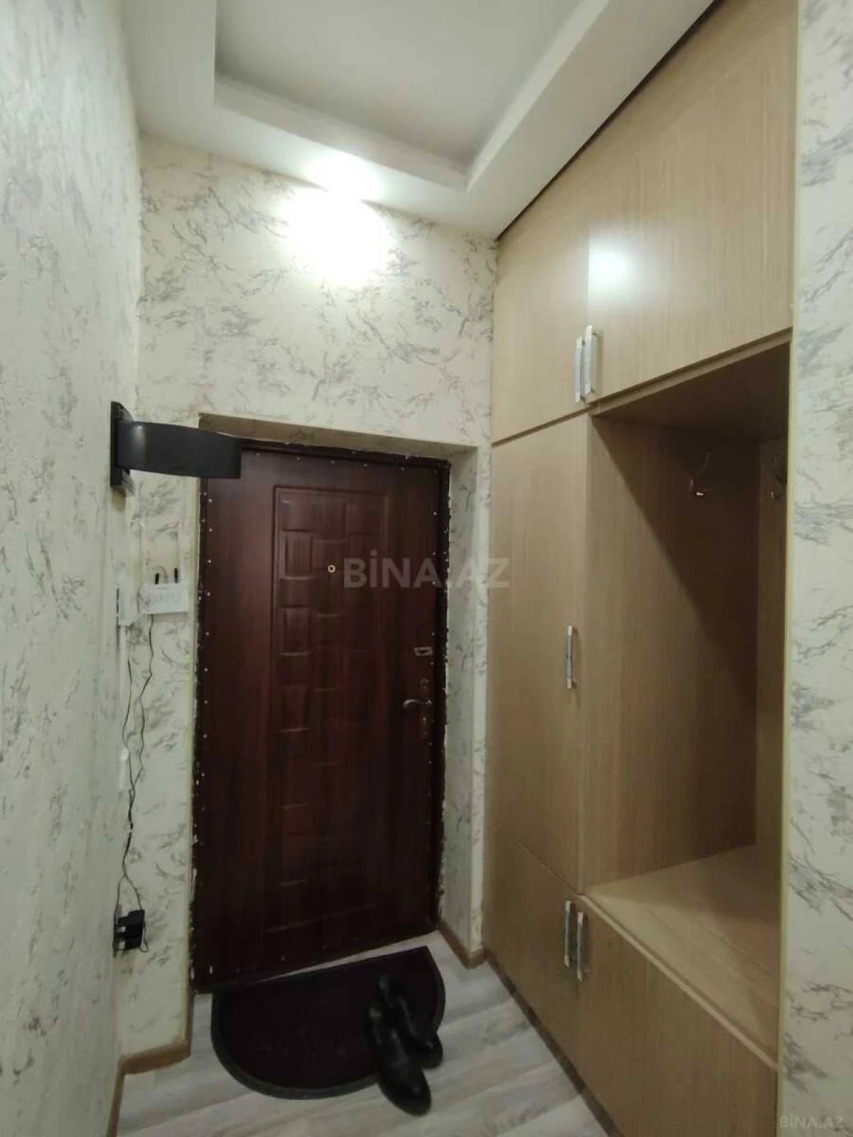 Kirayə verilir 2 otaqlı mənzil 67 m²