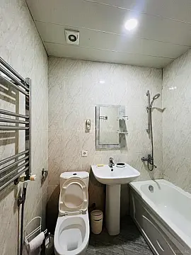 Kirayə verilir 2 otaqlı mənzil 60 m²