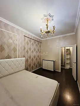 Kirayə verilir 2 otaqlı mənzil 60 m²