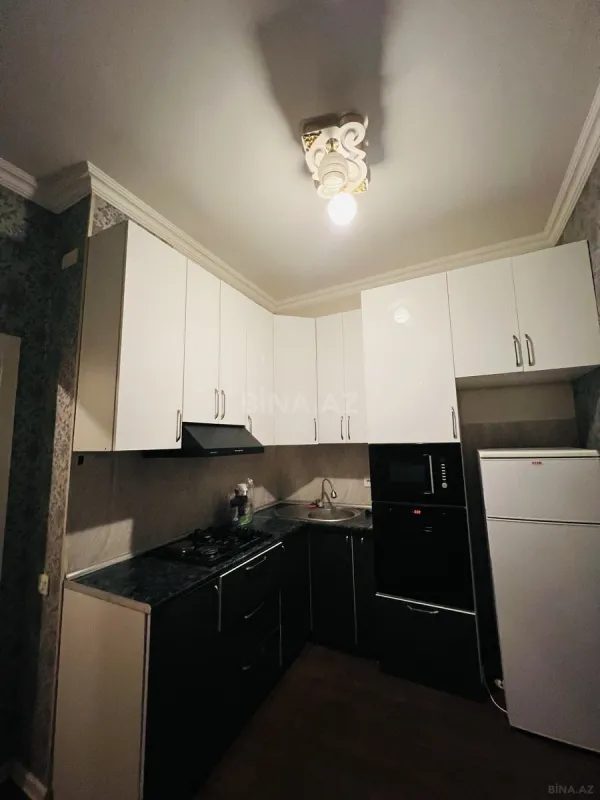 Kirayə verilir 2 otaqlı mənzil 60 m²