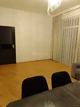 Kirayə verilir 2 otaqlı mənzil 75 m²