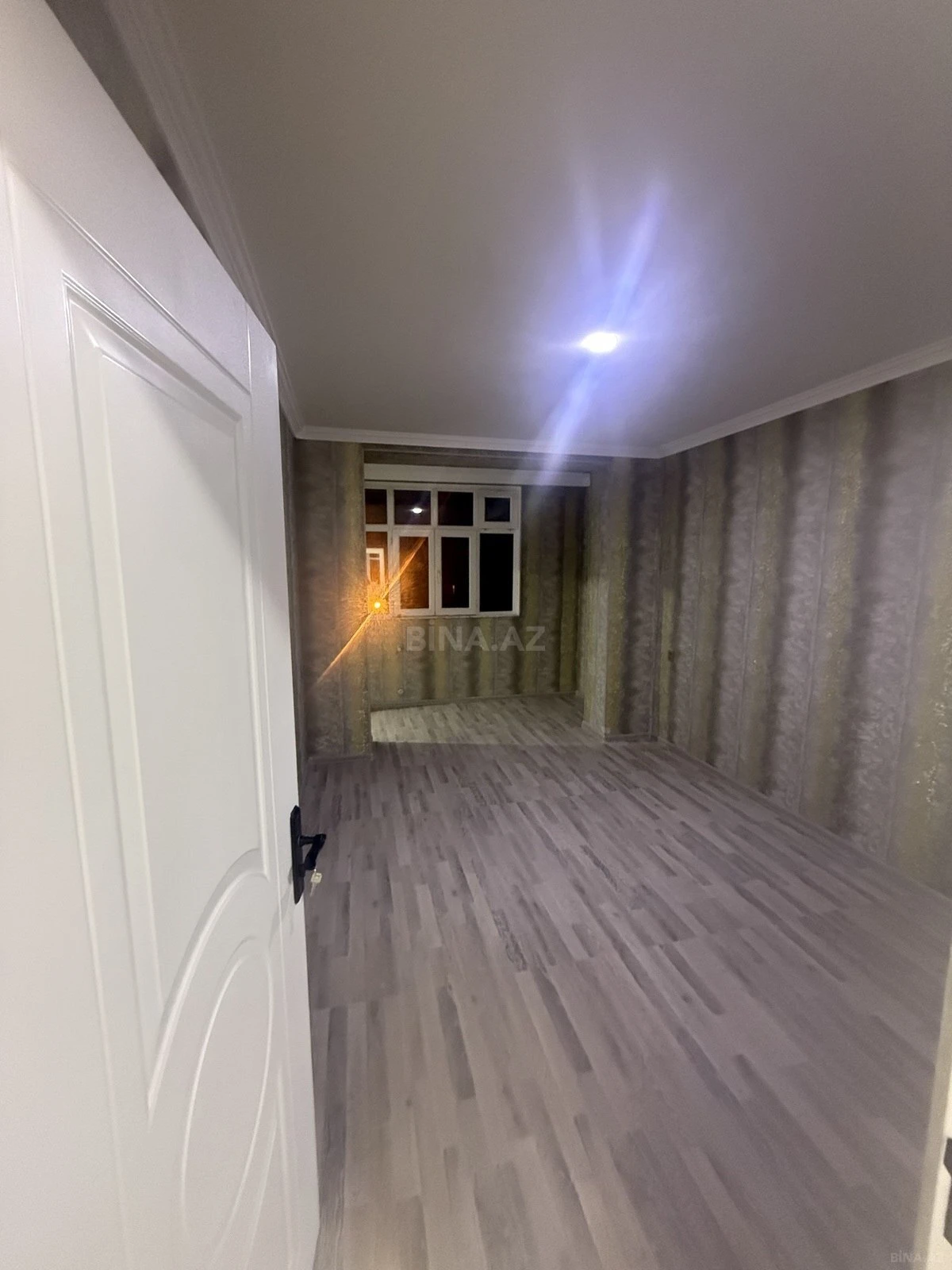 Satılır 3 otaqlı mənzil 74 m²