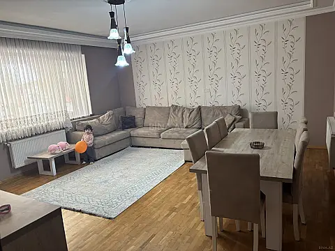 Satılır 5 otaqlı mənzil 150 m² — Bakı, Memar Əcəmi yanı 5 otaq 150.00 m²