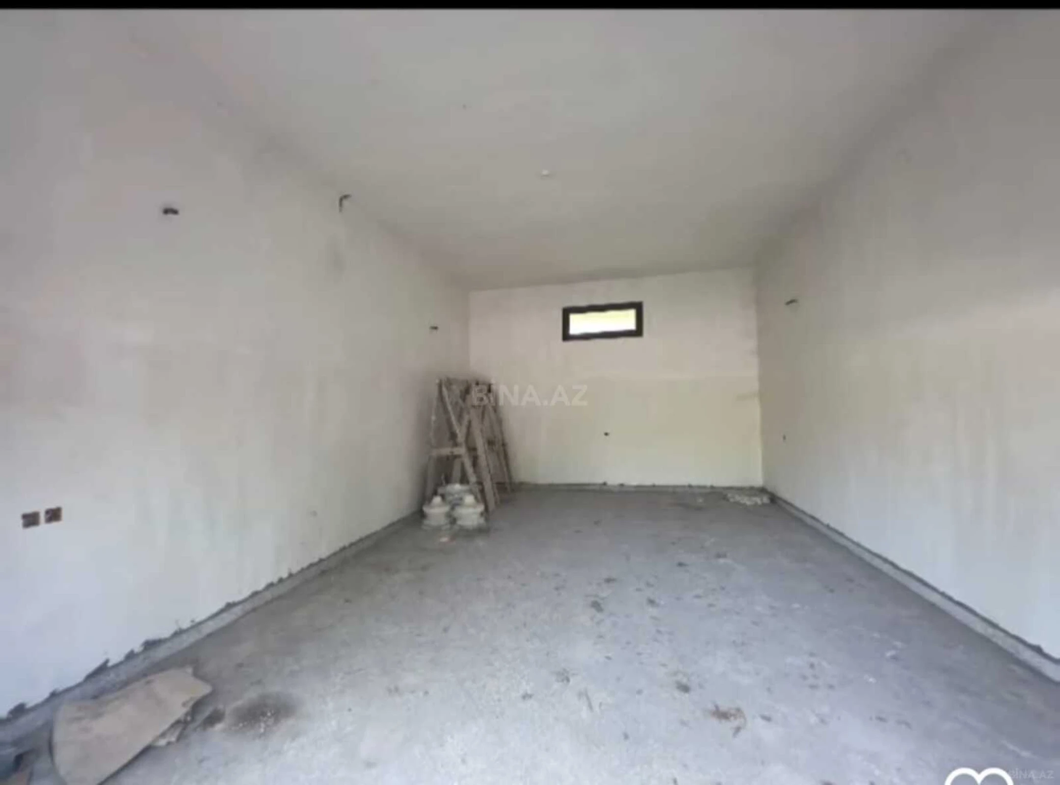 Satılır obyekt 280 m²