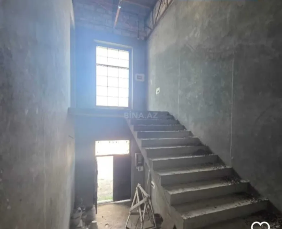 Satılır obyekt 280 m²