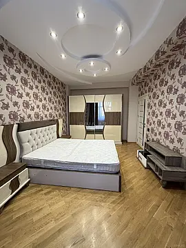 Satılır 3 otaqlı mənzil 110 m²