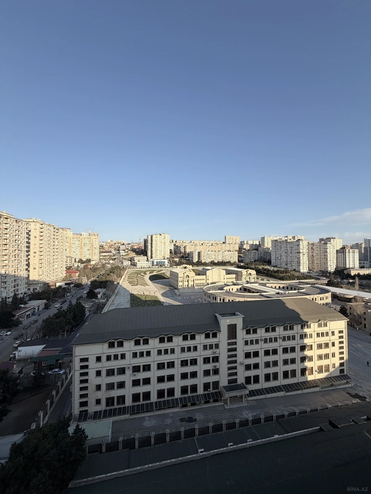 Satılır 3 otaqlı mənzil 110 m²