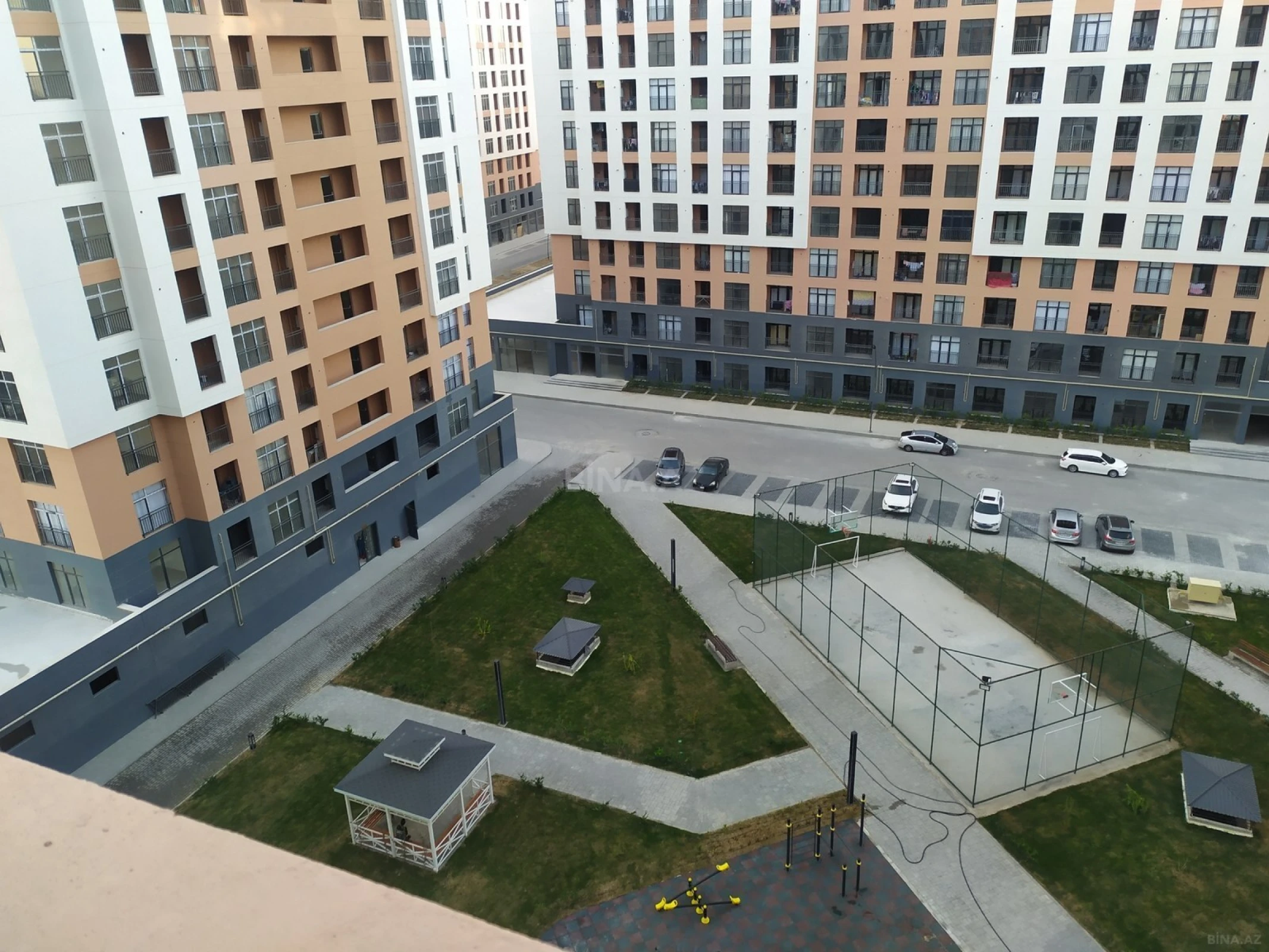 Kirayə verilir 2 otaqlı mənzil 47 m²
