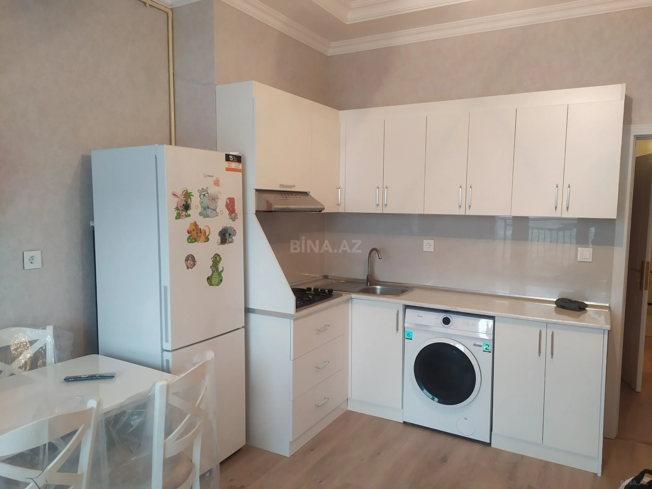 Kirayə verilir 2 otaqlı mənzil 47 m²