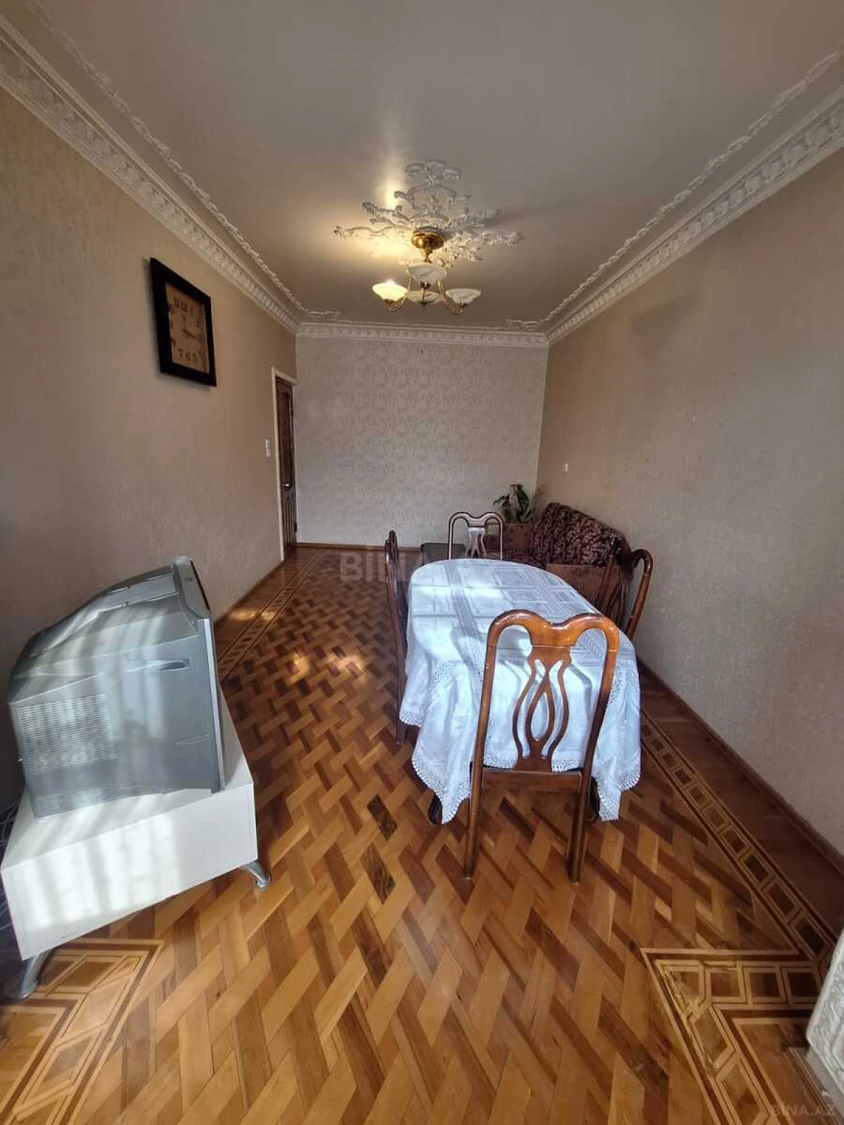 Satılır 4 otaqlı mənzil 110 m²