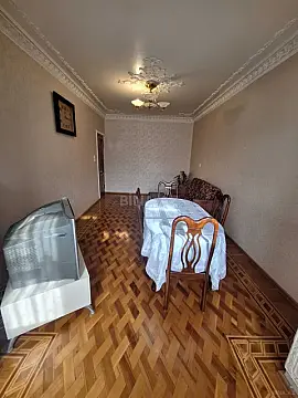 Satılır 4 otaqlı mənzil 110 m²
