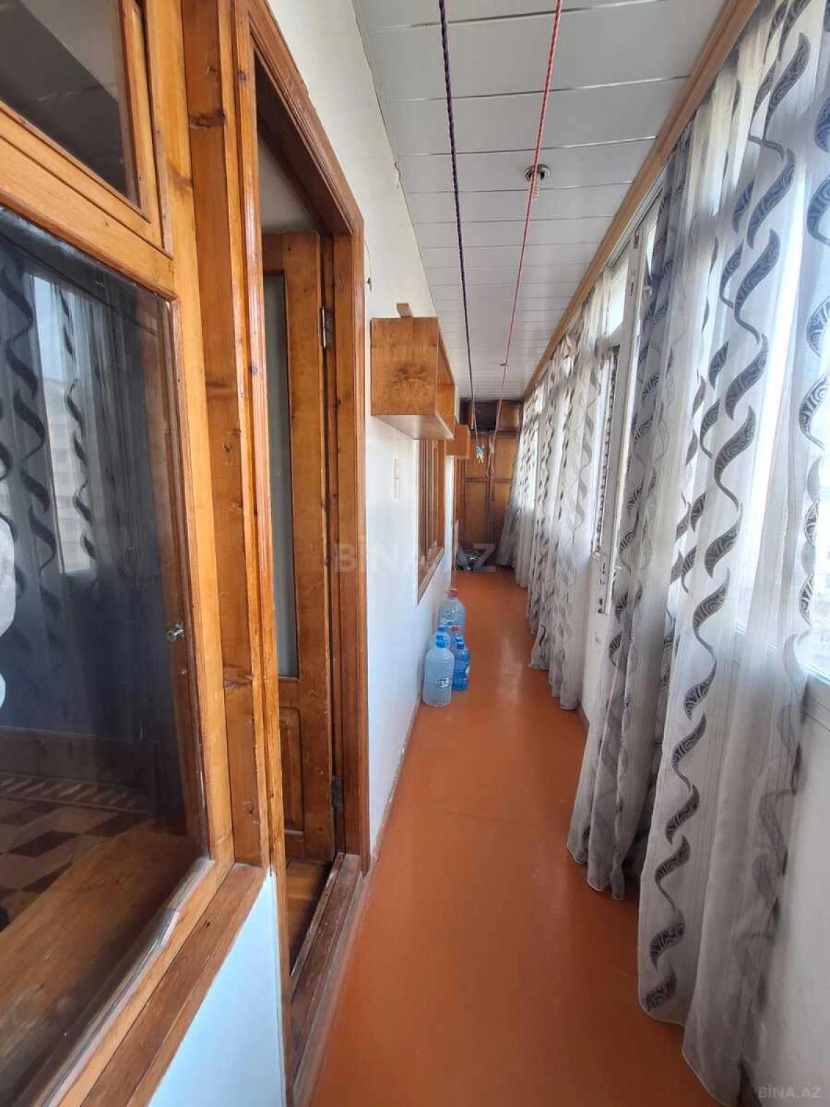 Satılır 4 otaqlı mənzil 110 m²