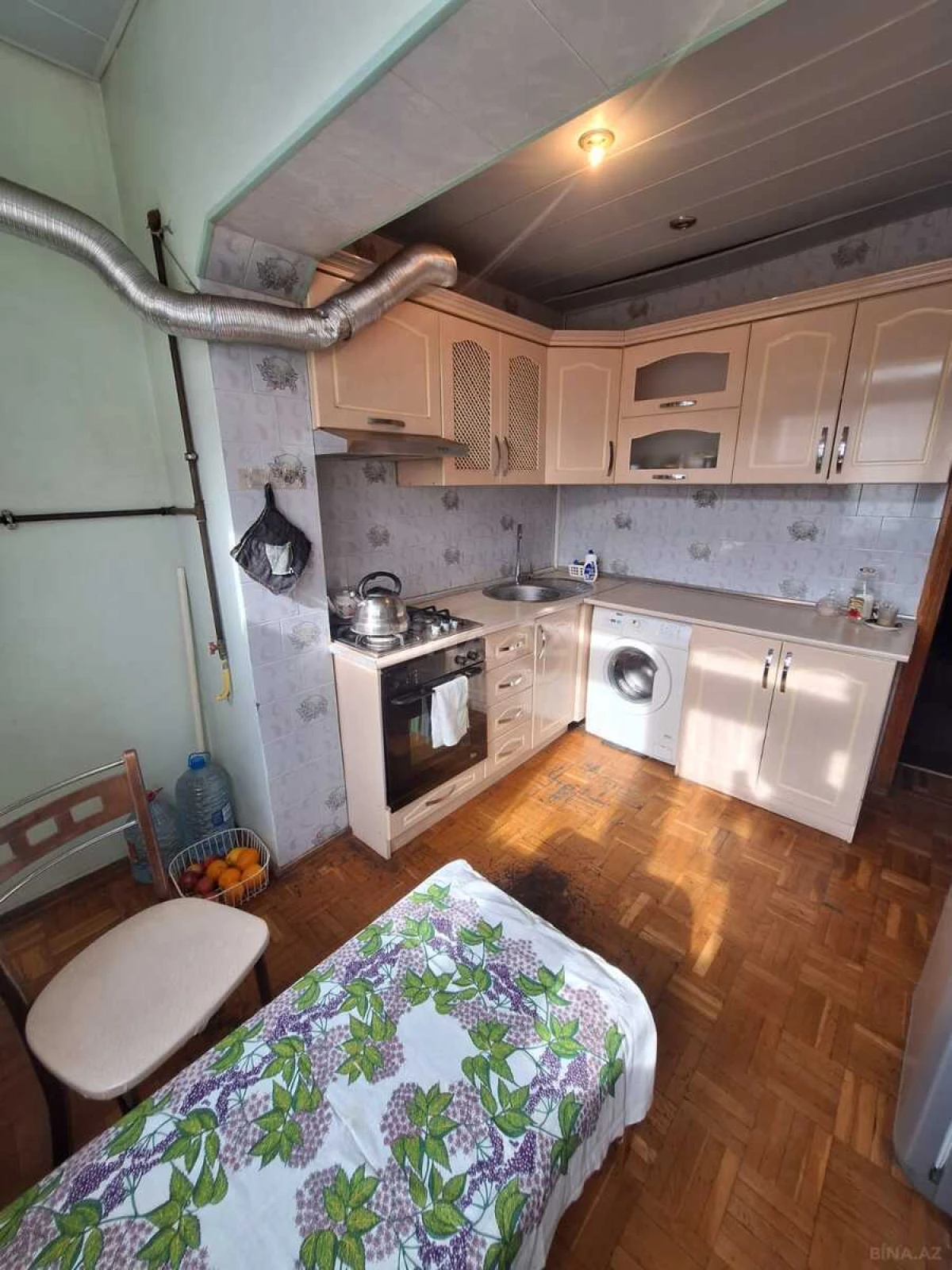 Satılır 4 otaqlı mənzil 110 m²