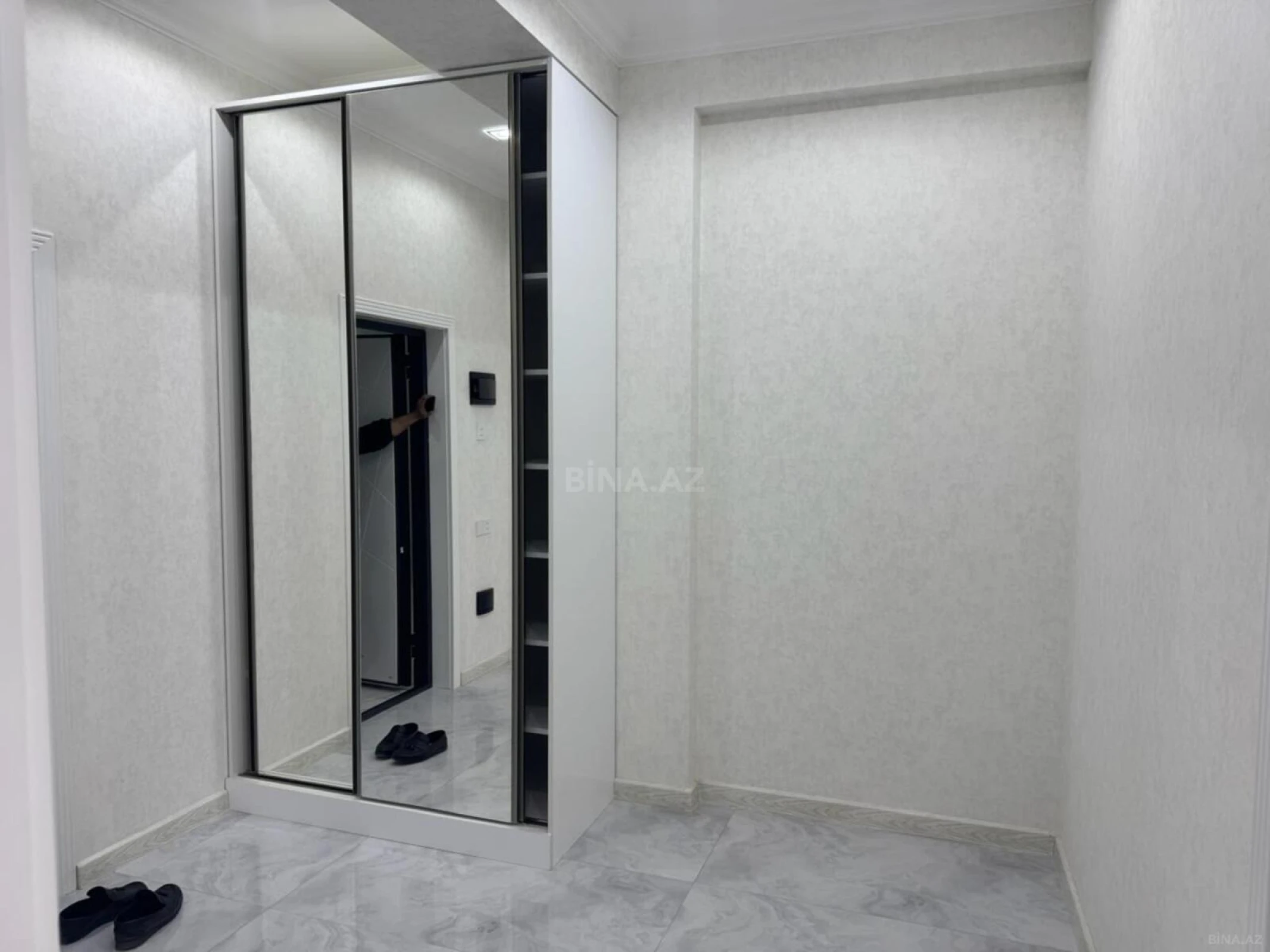 Kirayə verilir 2 otaqlı mənzil 60 m²
