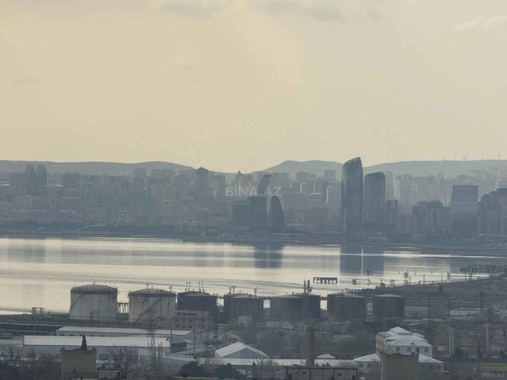 Kirayə verilir 2 otaqlı mənzil 60 m²