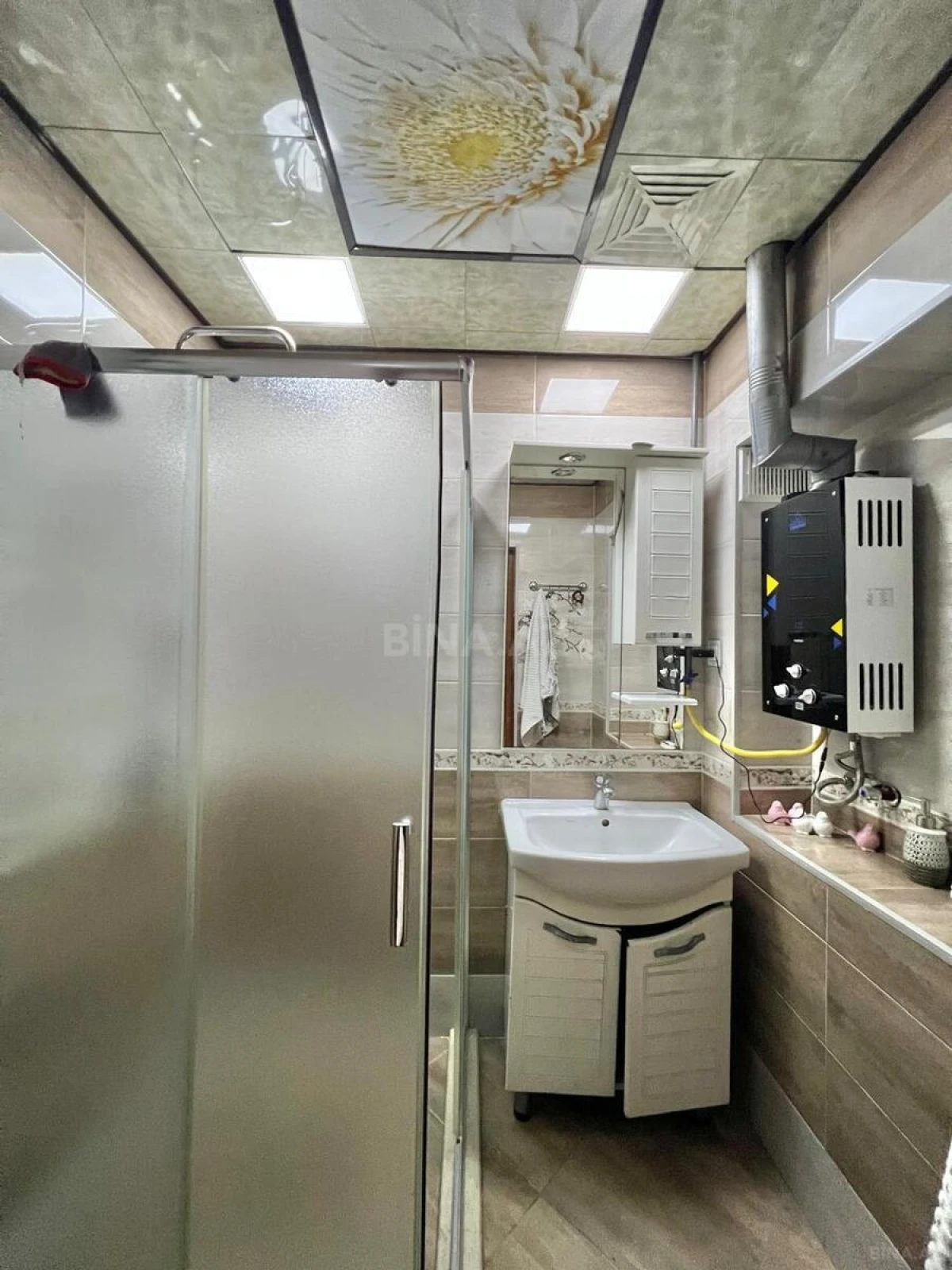 Satılır 3 otaqlı mənzil 70 m²