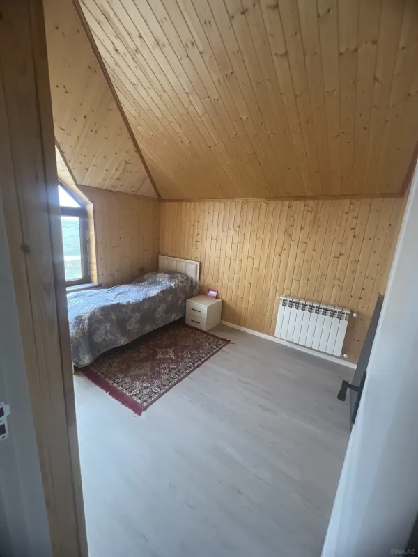 Satılır 5 otaqlı həyət evi 234 m²