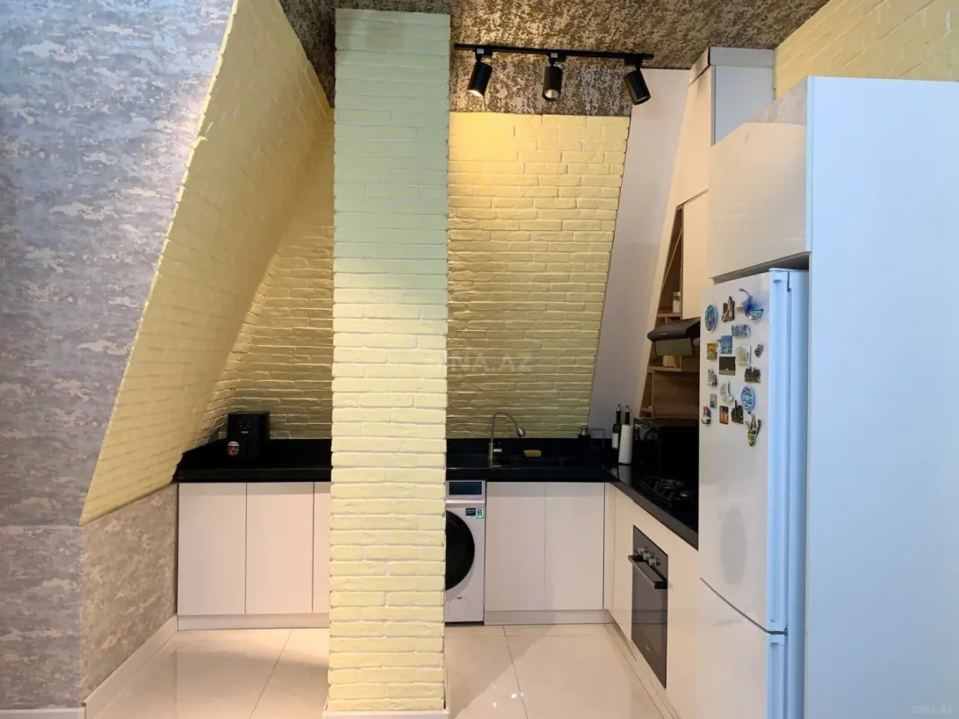 Satılır 2 otaqlı mənzil 66 m²