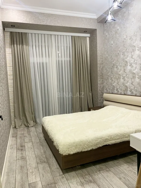 Satılır 2 otaqlı mənzil 66 m²