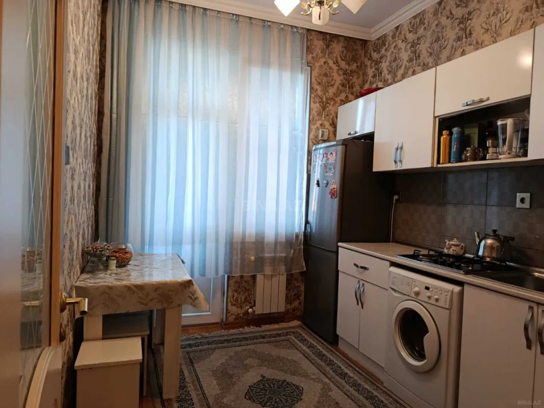 Kirayə verilir 1 otaqlı mənzil 60 m²