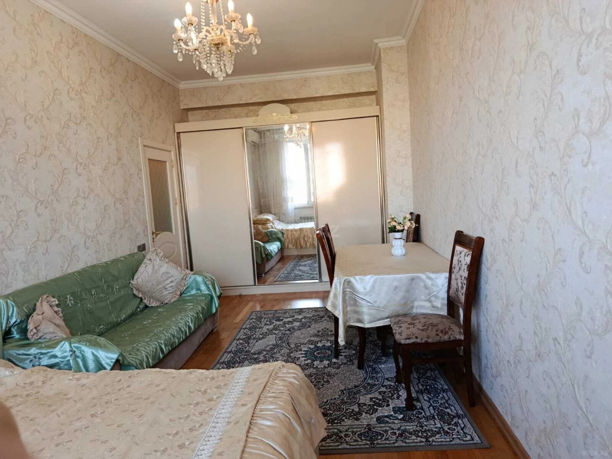 Kirayə verilir 1 otaqlı mənzil 60 m²