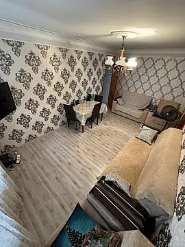 Satılır 2 otaqlı mənzil 68 m²