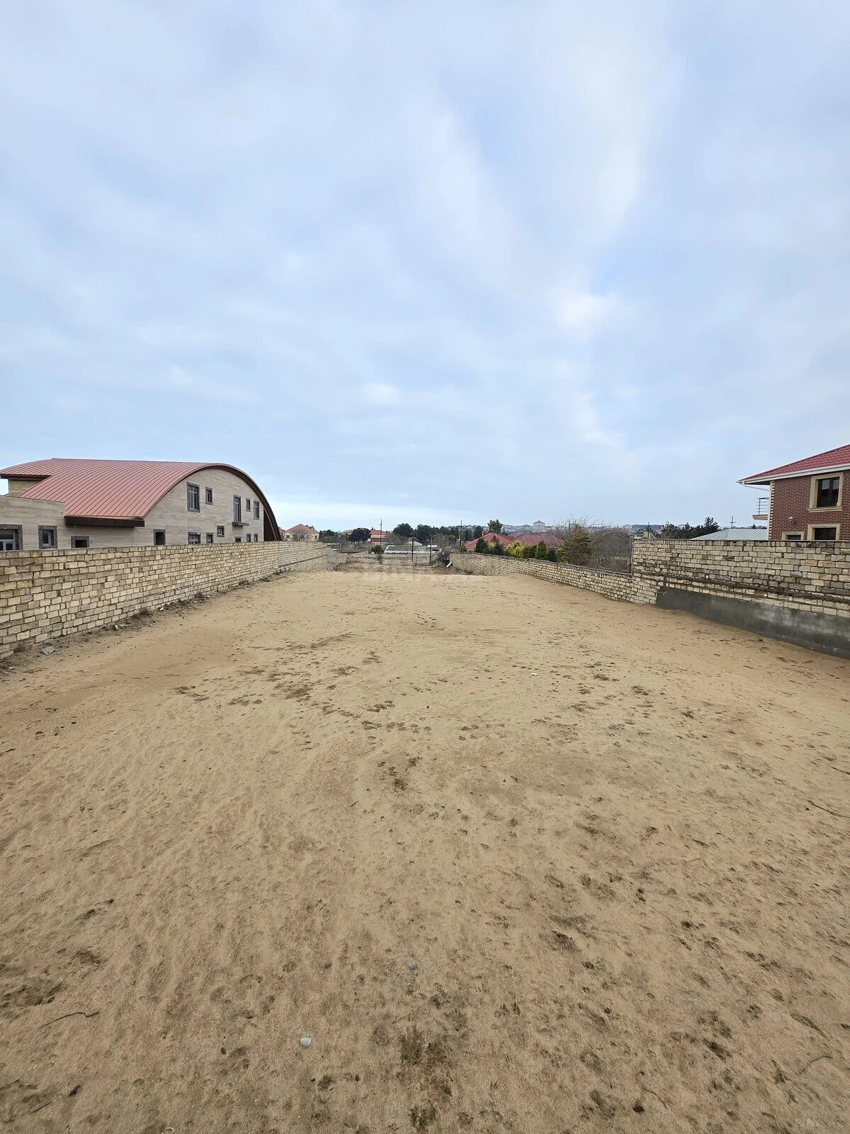 Satılır torpaq sahəsi 23 m²