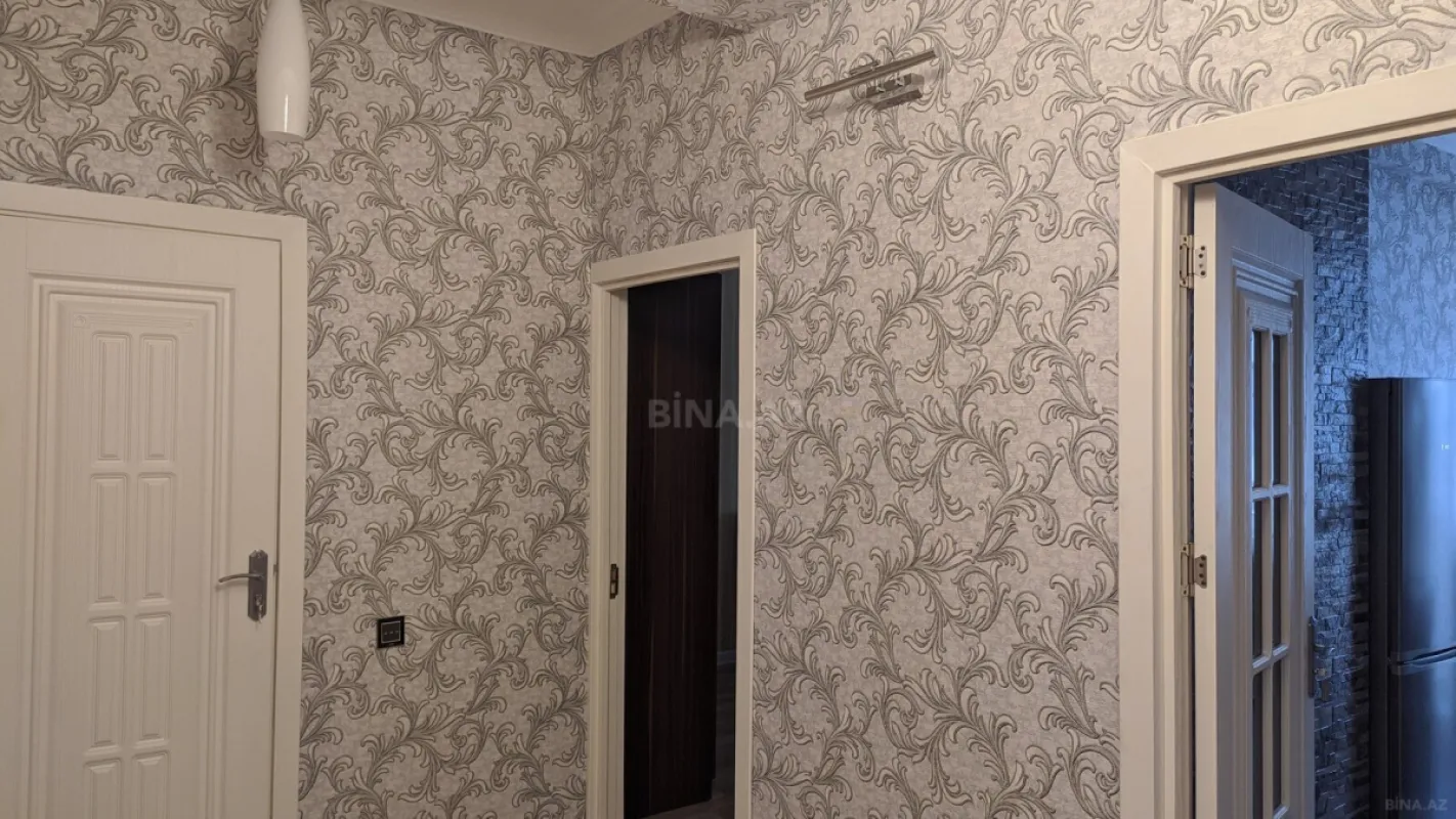 Kirayə verilir 2 otaqlı mənzil 81.2 m²