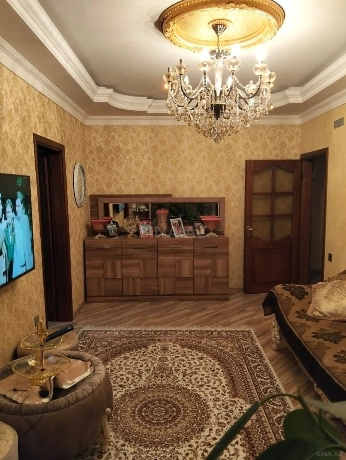 Satılır 5 otaqlı mənzil 130 m²