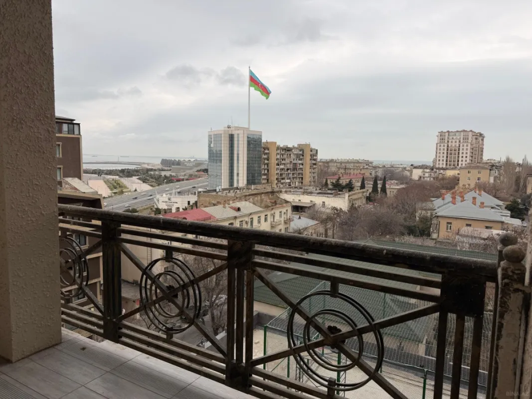 Kirayə verilir 1 otaqlı mənzil 69.3 m²