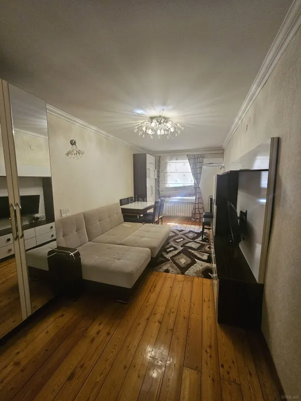 Satılır 1 otaqlı mənzil 45 m²