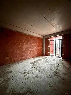 Satılır 4 otaqlı mənzil 163.3 m²