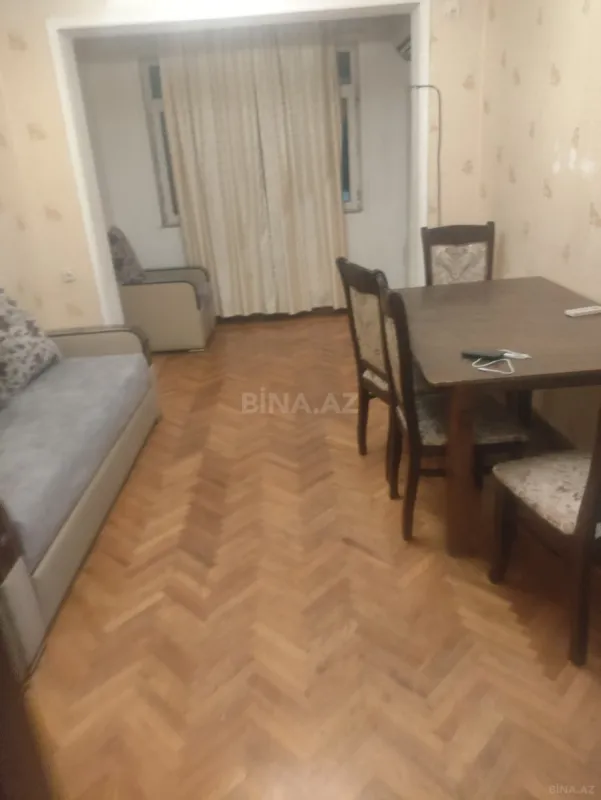 Kirayə verilir 2 otaqlı mənzil 55 m²