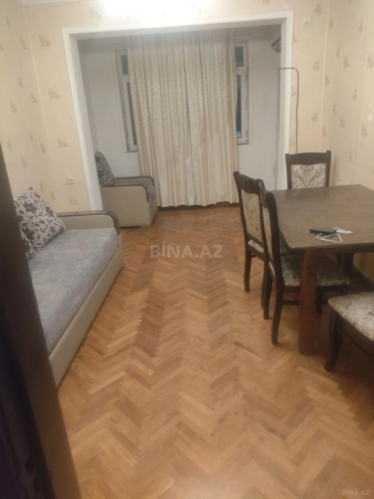 Kirayə verilir 2 otaqlı mənzil 55 m²