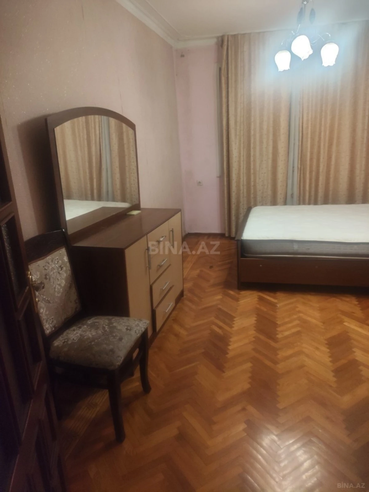 Kirayə verilir 2 otaqlı mənzil 55 m²