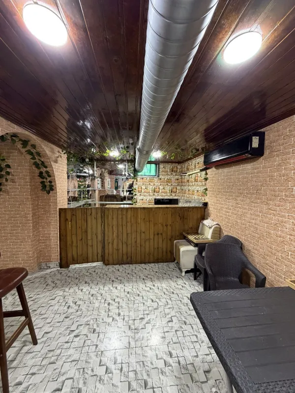 Satılır obyekt 140 m²