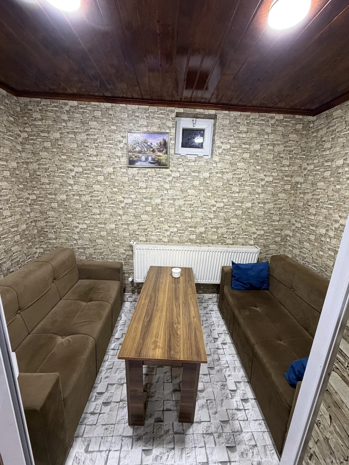 Satılır obyekt 140 m²