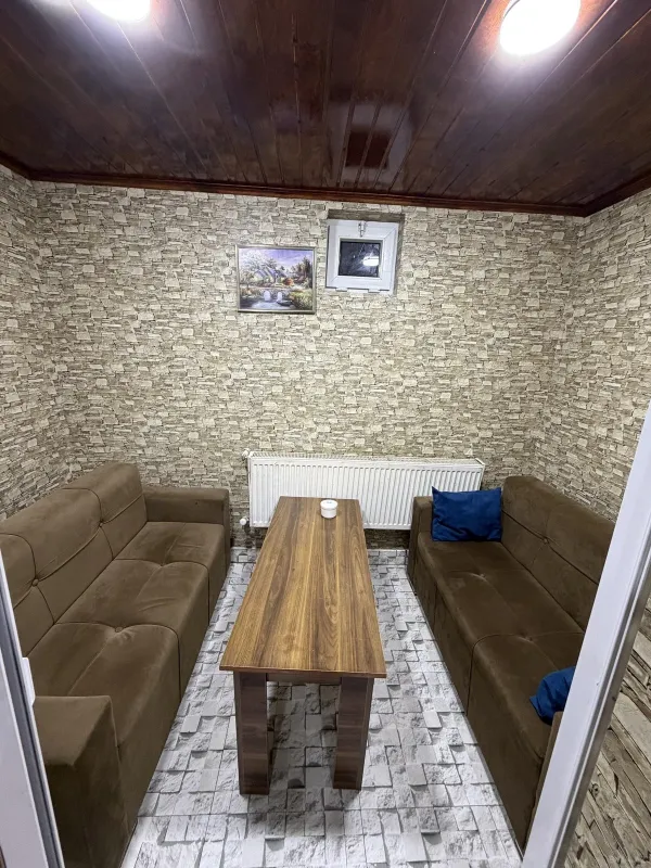 Satılır obyekt 140 m²