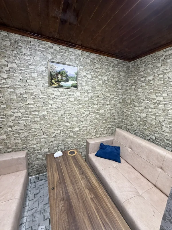 Satılır obyekt 140 m²