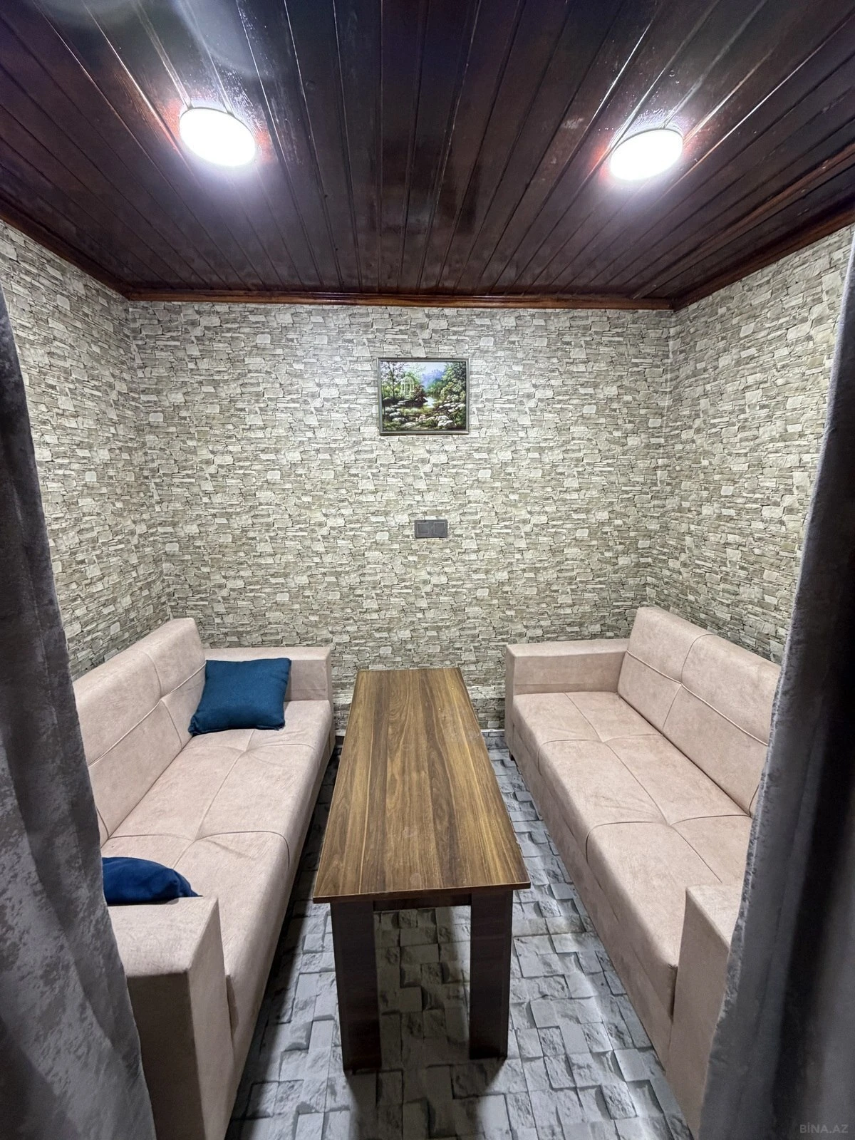 Satılır obyekt 140 m²