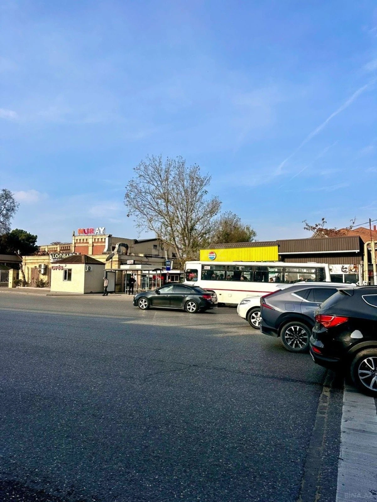 Satılır obyekt 67 m²