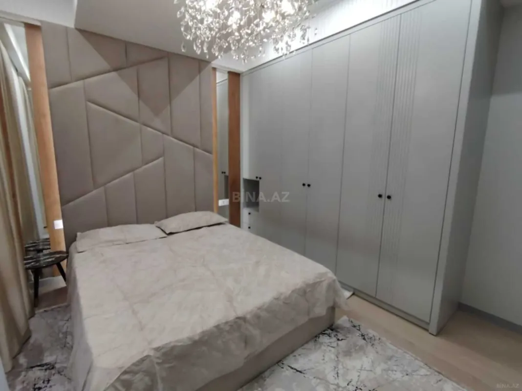 Satılır 3 otaqlı mənzil 98 m²