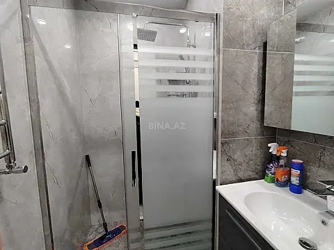 Satılır 3 otaqlı mənzil 98 m²