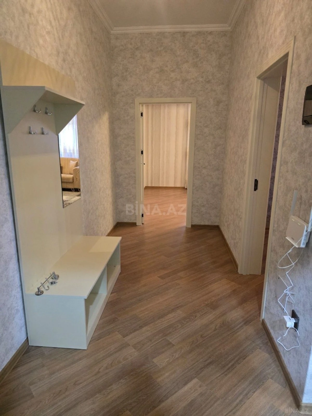 Kirayə verilir 2 otaqlı mənzil 85 m²